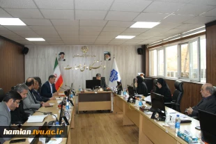 رئیس واحد استانی، رابط خیرین و برخی از اعضای هیئت امنای استان فارس میهمان ویژه نشست بنیاد حامیان 2