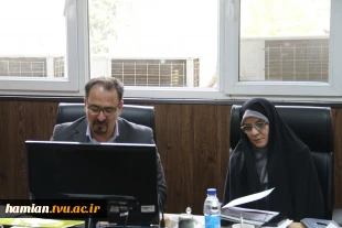 رئیس واحد استانی، رابط خیرین و برخی از اعضای هیئت امنای استان فارس میهمان ویژه نشست بنیاد حامیان 4