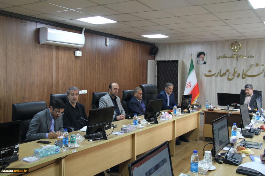 بنیاد حامیان دانشگاه ملی مهارت برنامه‌های سال نخست را تصویب کرد 6