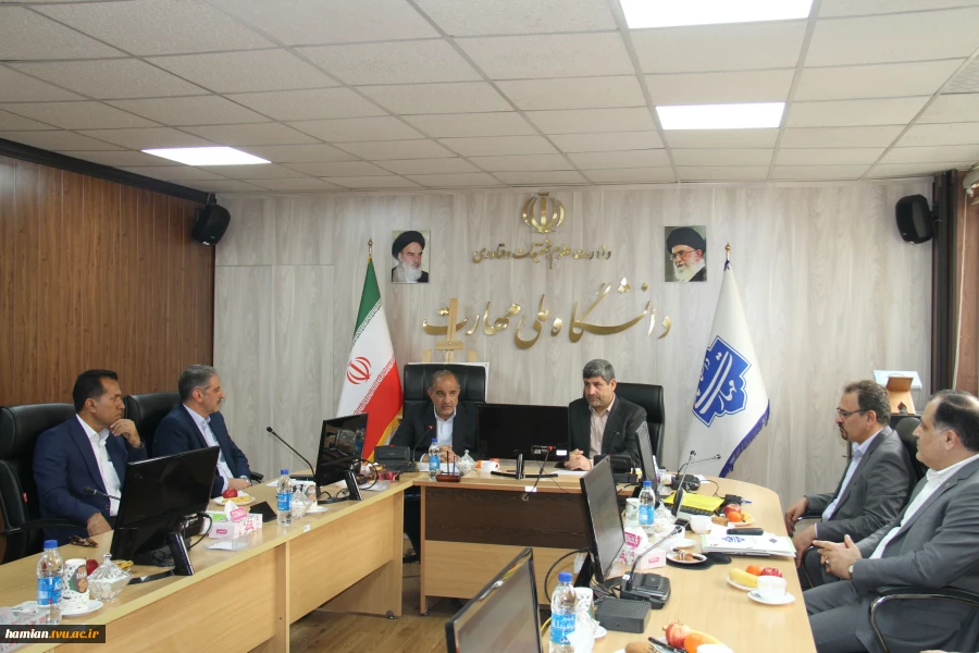 بنیاد حامیان دانشگاه ملی مهارت برنامه‌های سال نخست را تصویب کرد 12