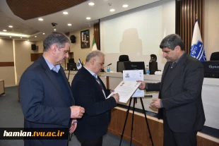 پیمان مهر و مهارت
انعقاد تفاهم‌نامه بنیاد حامیان دانشگاه ملی مهارت و خیر نیک‌اندیش خوانساری، آقای امیر هاشمی 6