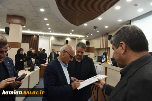 برگزاری چهارمین جلسه بنیاد حامیان دانشگاه ملی مهارت با حضور خیرین و مسئولان دانشگاه 10